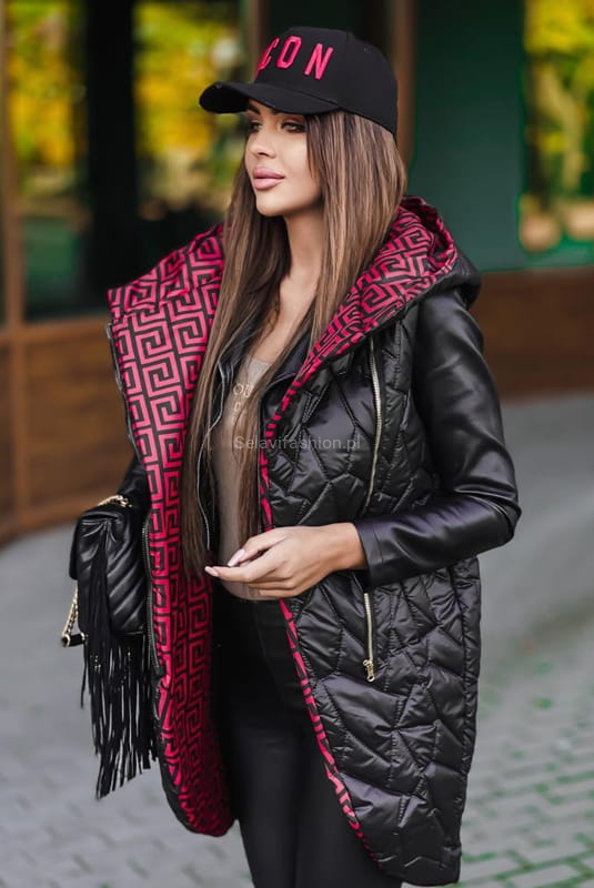 Kamizelka bezrękawnik z asymetrycznym zapięciem czarna Selavifashion