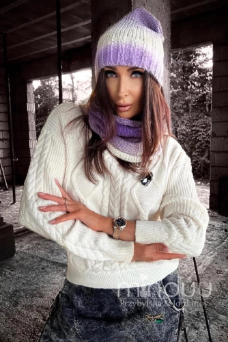 Sweter Braids biały Minouu
