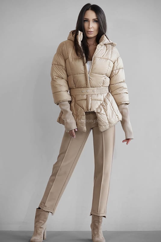 Kurtka ocieplana z kapturem Bianca Minouu beżowa w Selavifashion.pl