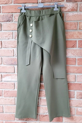 Spodnie z ozdobą i guzikami Minouu zielony w Selavifashion.pl