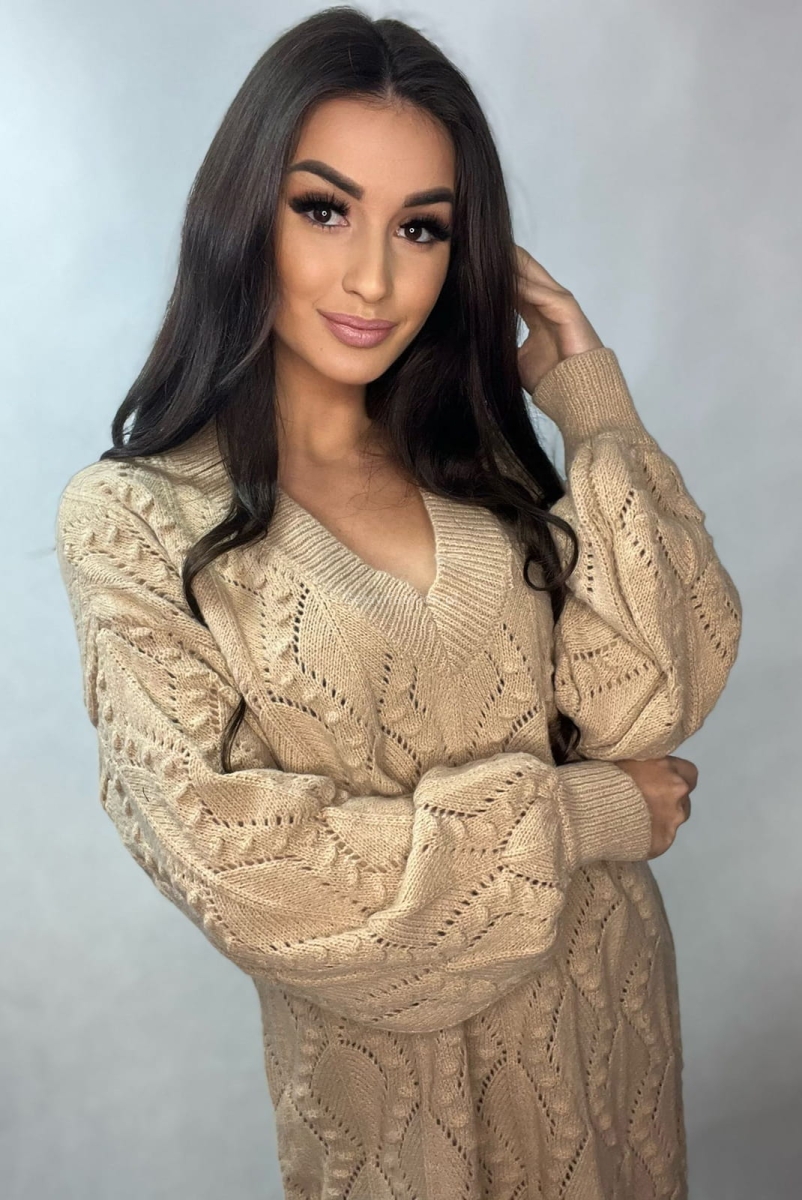 Sukienka z żakardowym wzorem Minouu beżowa w Selavifashion.pl