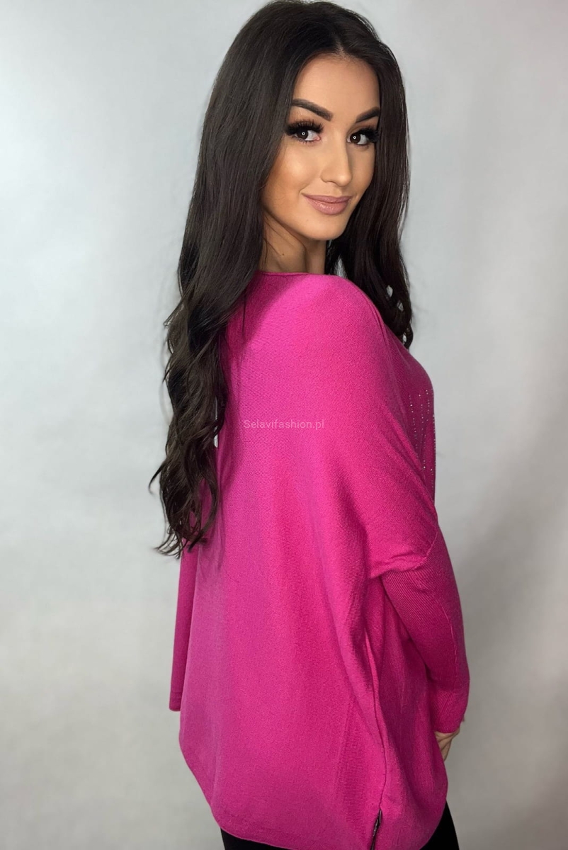 Oversizowy cienki sweter z nadrukiem Minouu fuksja w Selavifashion.pl