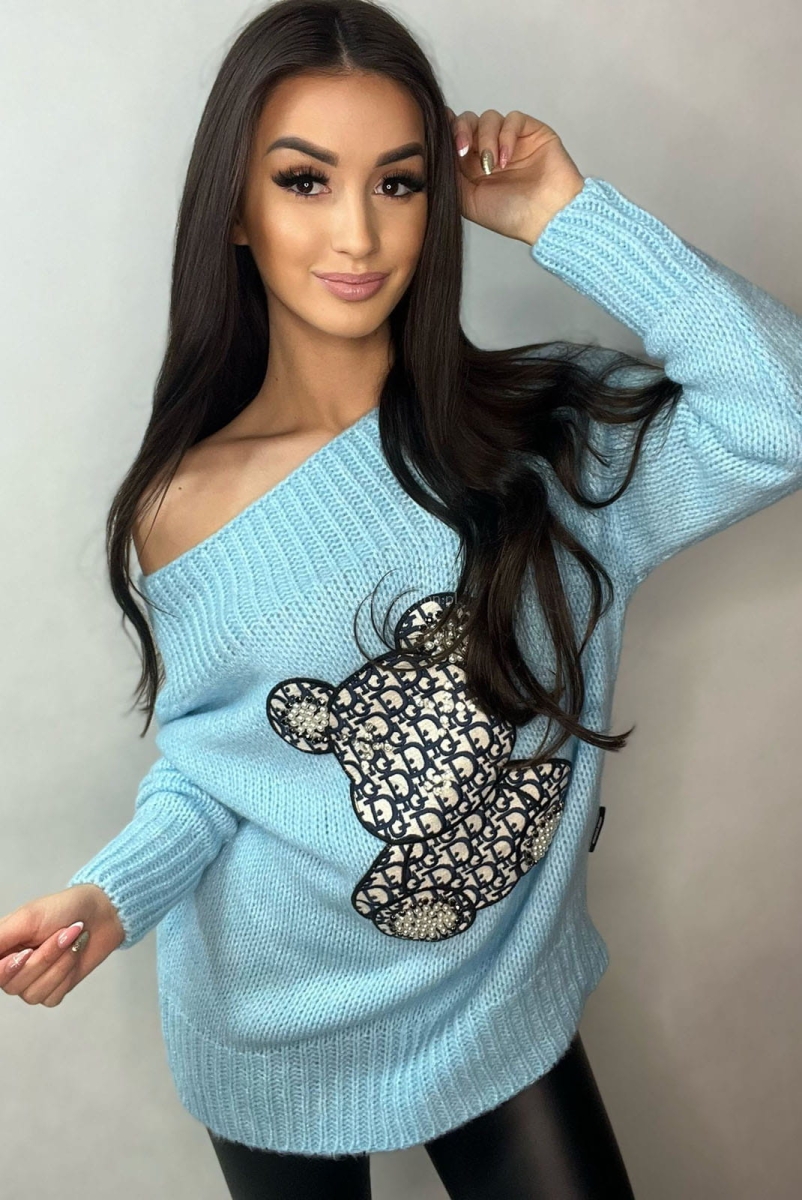 Sweter z aplikacją Misio Minouu błękitny w Selavifashion.pl