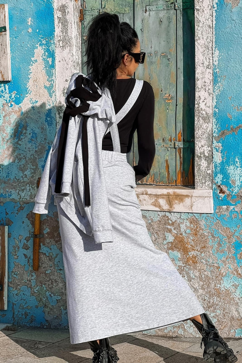 Sznurowany komplet spódnica ogrodniczka i bluza Zocco szary