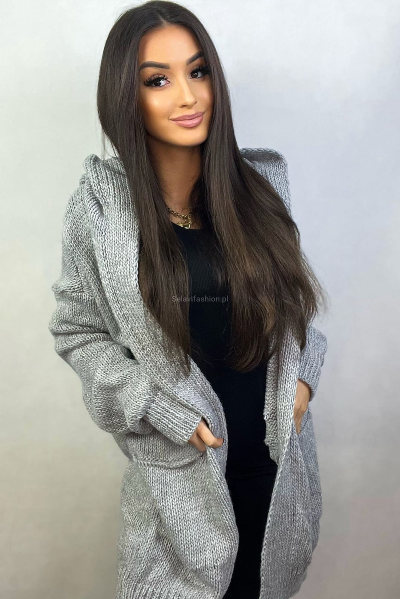 Kardigan sweter z aplikacją Zająca Minouu szary w Selavifashion.pl