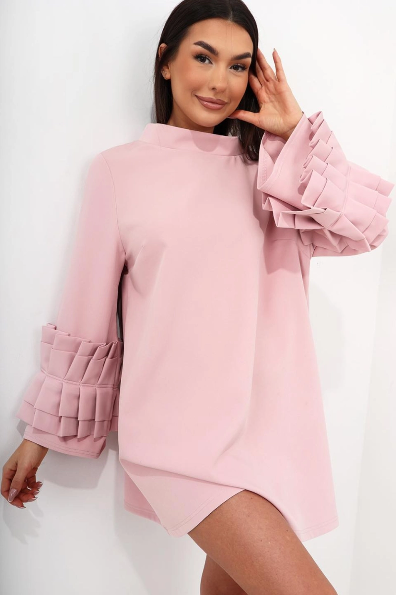 Sukienka babydoll z szerokimi rękawami Miss City Official pudrowy róż w Selavifashion.pl