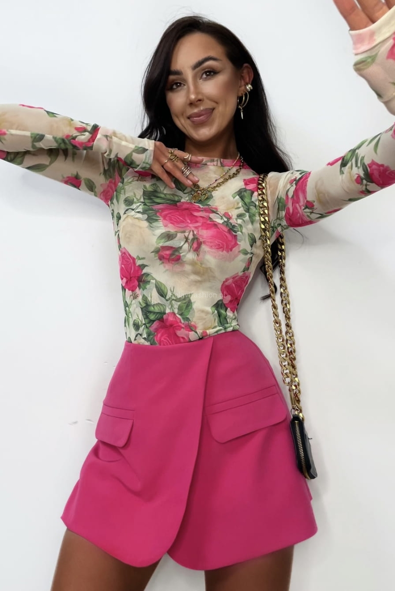 Spódniczko spodenki z kieszonkami LaMilla różowe w Selavifashion.pl