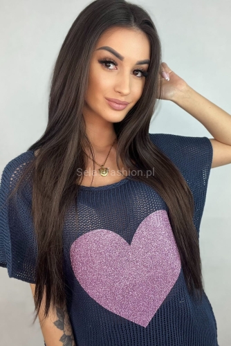 Sweter bezszwowy z sercem Minouu granatowy w Selavifashion.pl