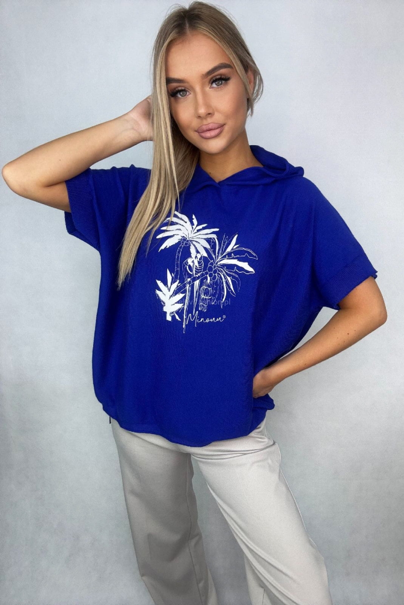 Bluzka swetrowa Miami z kapturem i krótkim rękawem Minouu granatowy w Selavifashion.pl