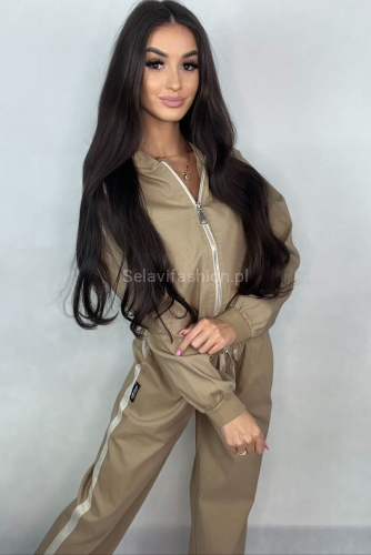 Komplet bluza i spodnie z prostą nogawką Minouu ciemno beżowy w Selavifashion.pl