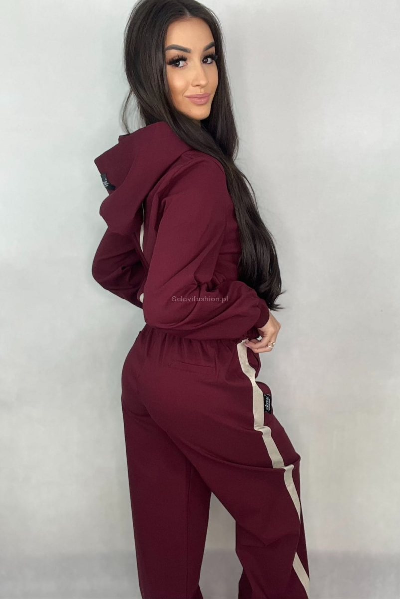 Komplet bluza i spodnie z prostą nogawką Minouu ciemno beżowy w Selavifashion.pl