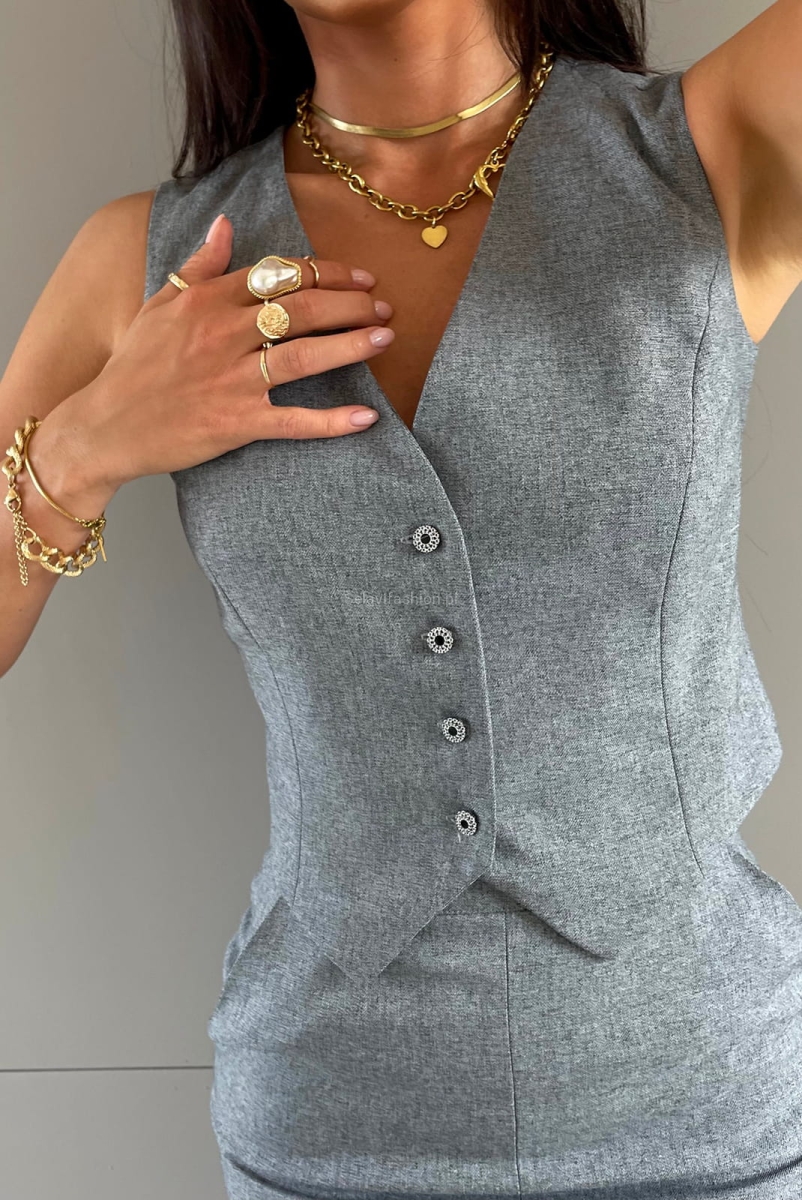Kamizelka krótka z guzikami LaMilla szara w Selavifashion.pl