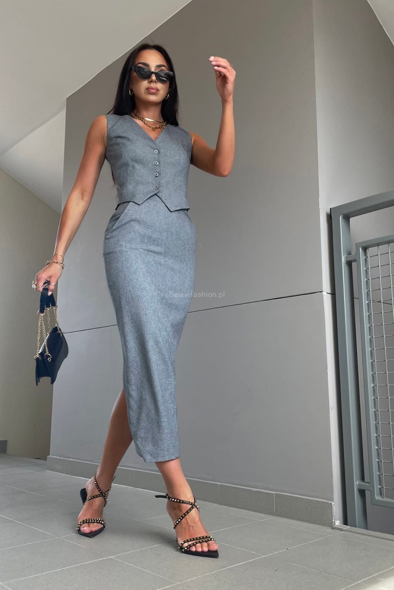 Kamizelka krótka z guzikami LaMilla szara w Selavifashion.pl