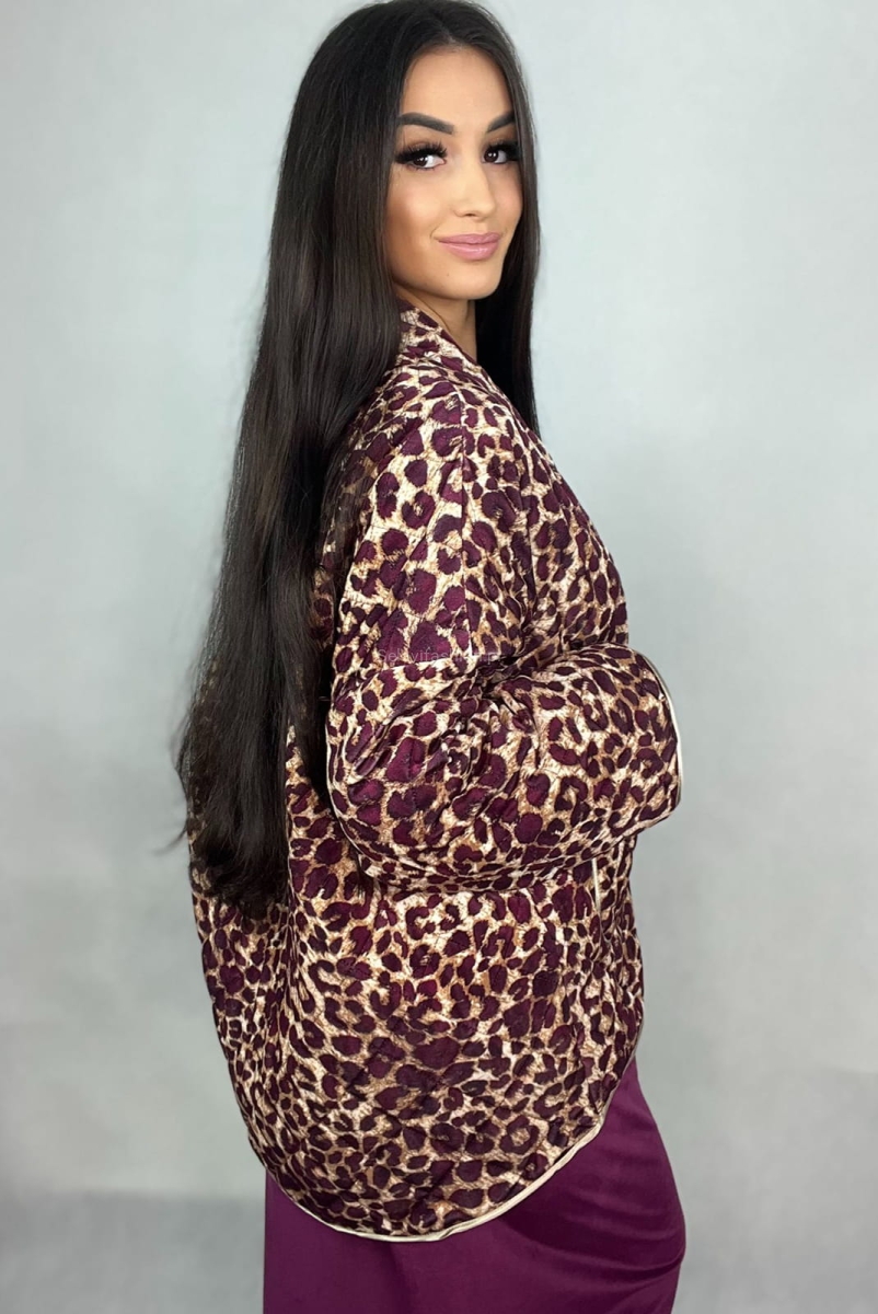 Krótka kurtka katana welurowa Panterka Minouu bordowa w Selavifashion.pl