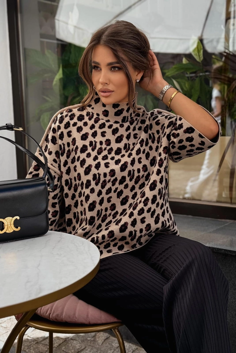 Klasyczny sweter elegancki Panterka LaBalancia beżowy w Selavifashion.pl