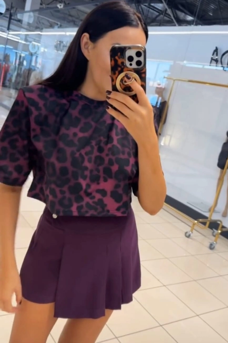 Spódniczko spodenki z plisami z boku LaMilla bordowe w Selavifashion.pl