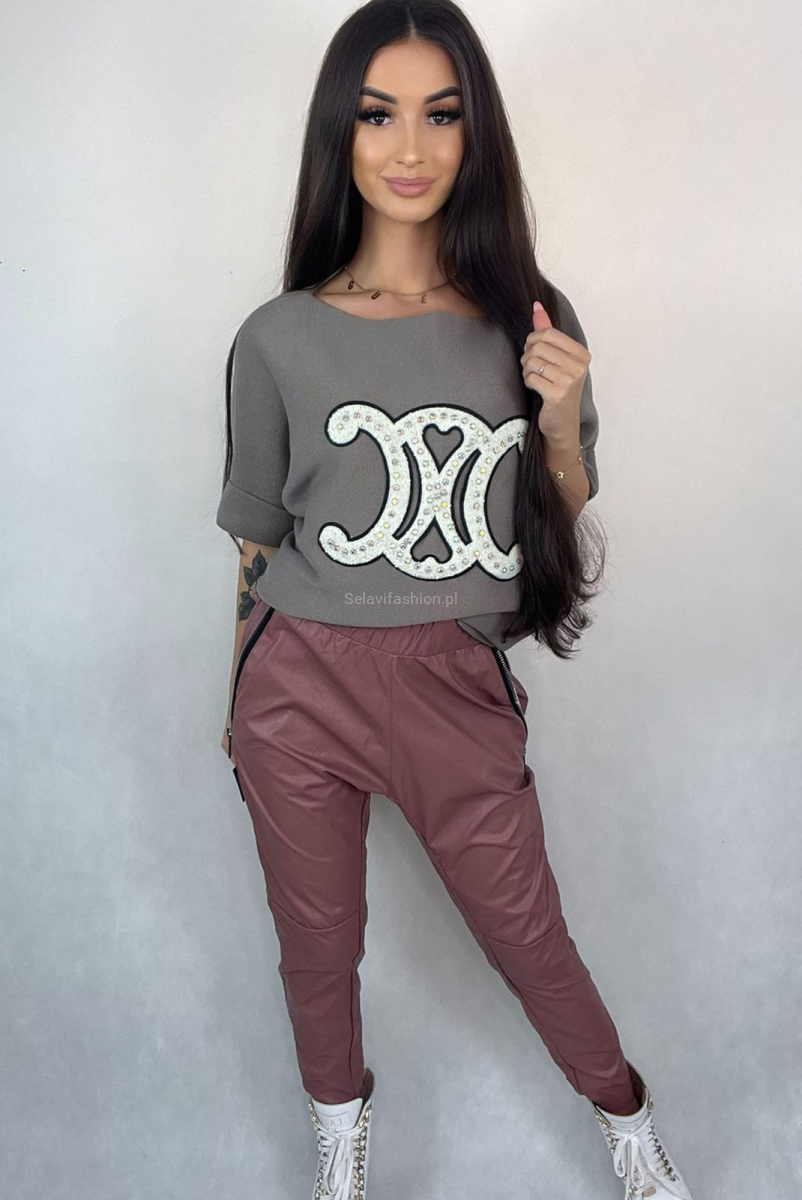 Sweter z krótkim rękawem Hieroglif Minouu jasny fango w Selavifashion.pl