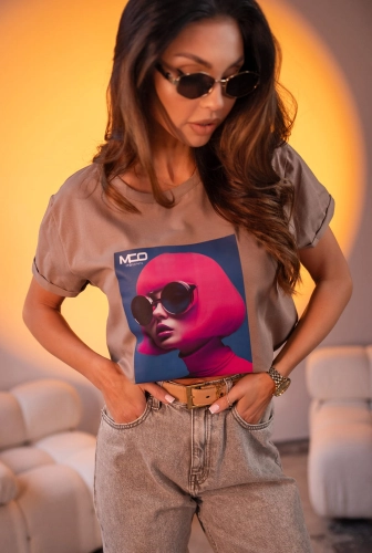 T-Shirt Ariana Pink Hair Miss City Official w Selavifashion.pl
