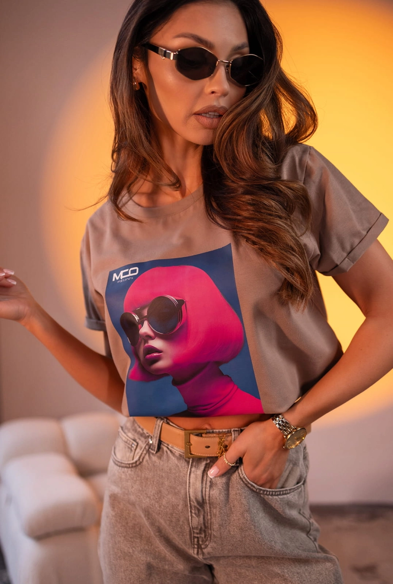 T-Shirt Ariana Pink Hair Miss City Official w Selavifashion.pl