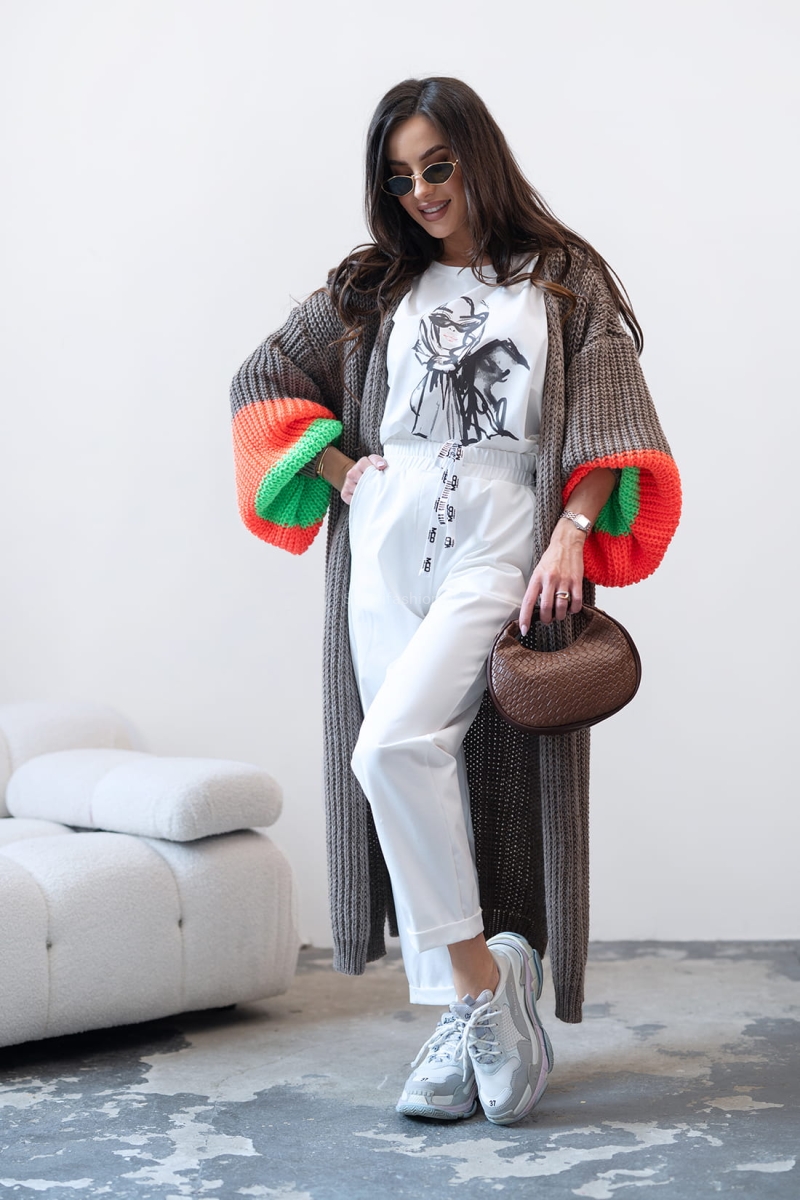 Luźne dresowe spodnie Uptown Miss City Official w Selavifashion.pl