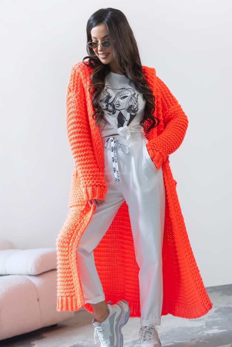 Luźne dresowe spodnie Uptown Miss City Official w Selavifashion.pl