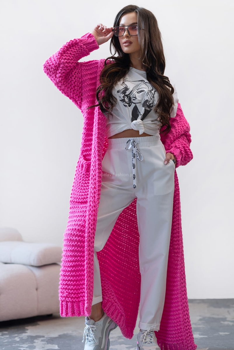 Luźne dresowe spodnie Uptown Miss City Official w Selavifashion.pl