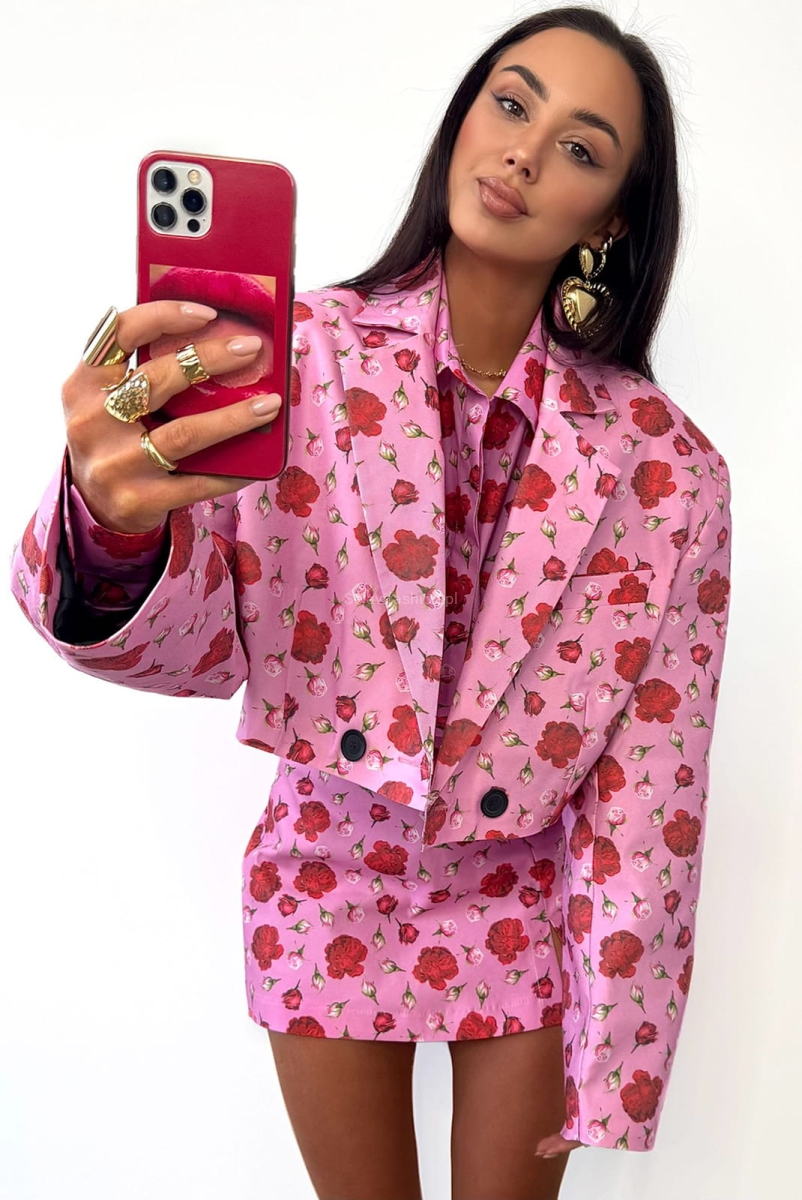 Spódniczko spodenki w małe róże LaMilla różowe w Selavifashion.pl