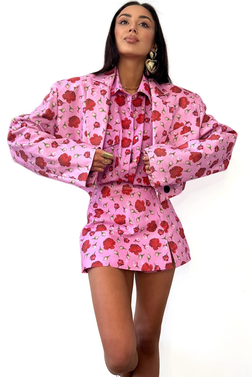 Spódniczko spodenki w małe róże LaMilla różowe w Selavifashion.pl