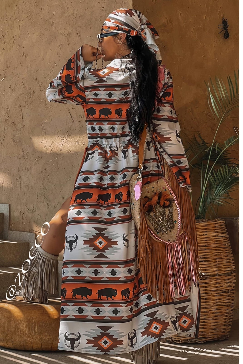 Płaszcz narzutka plażowa Boho z regulacją w pasie Zocco w Selavifashion.pl