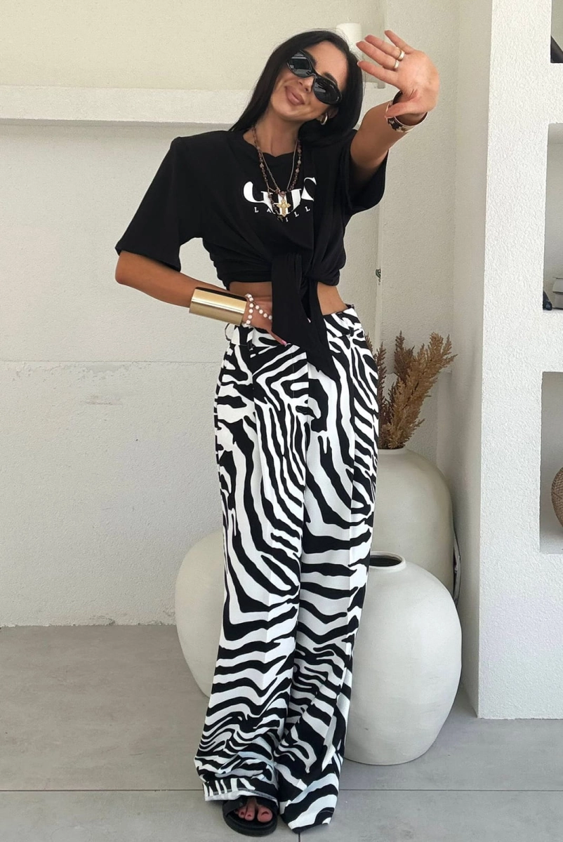 chic9.jpgLniane szerokie spodnie Zebra LaMilla biało czarne w Selavifashion.pl