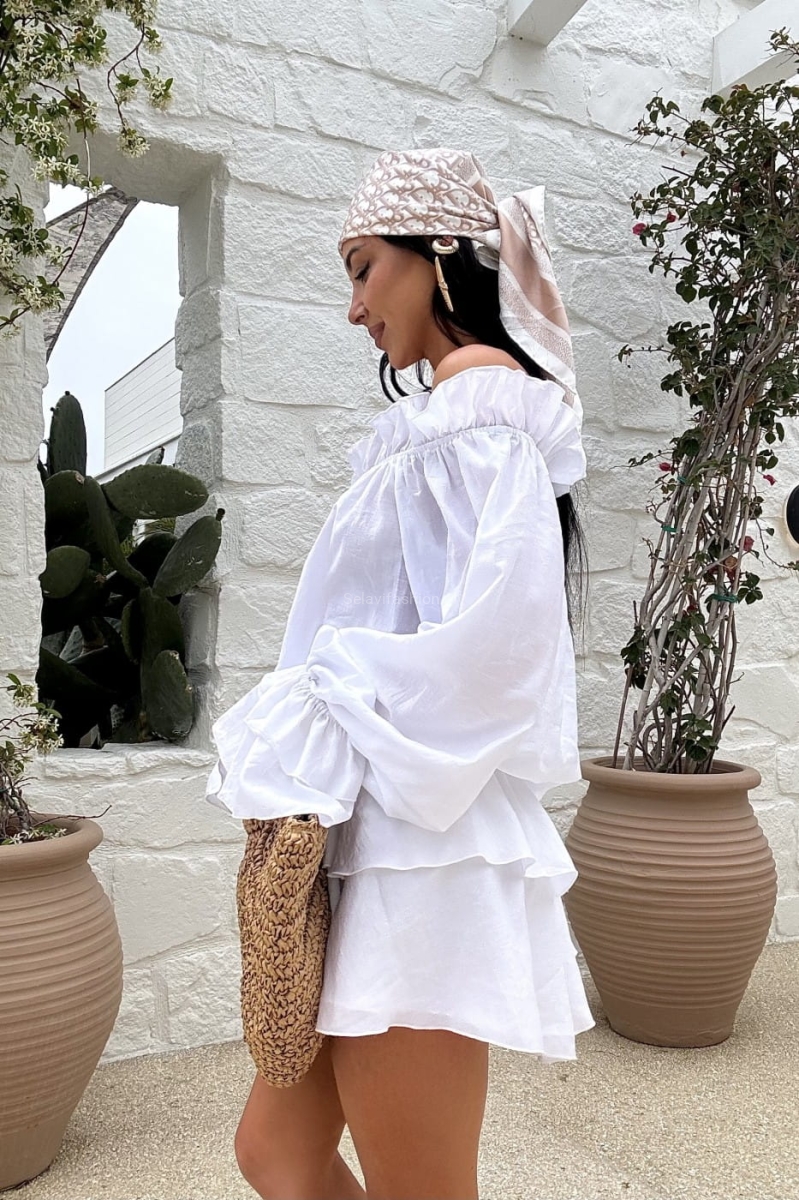 Spódniczko spodenki od La Milla szyte z delikatnego materiału