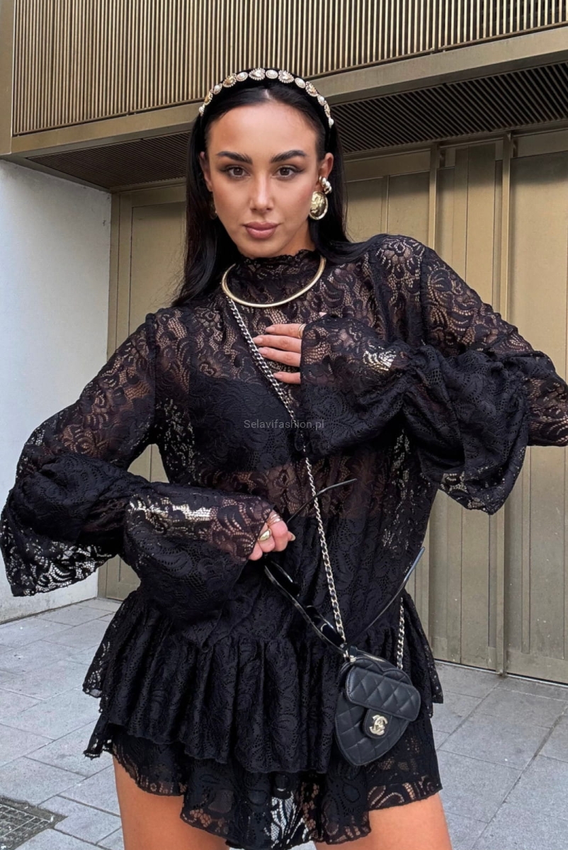 Krótkie koronkowe spódniczko spodenki LaMilla czarne w Selavifashion.pl