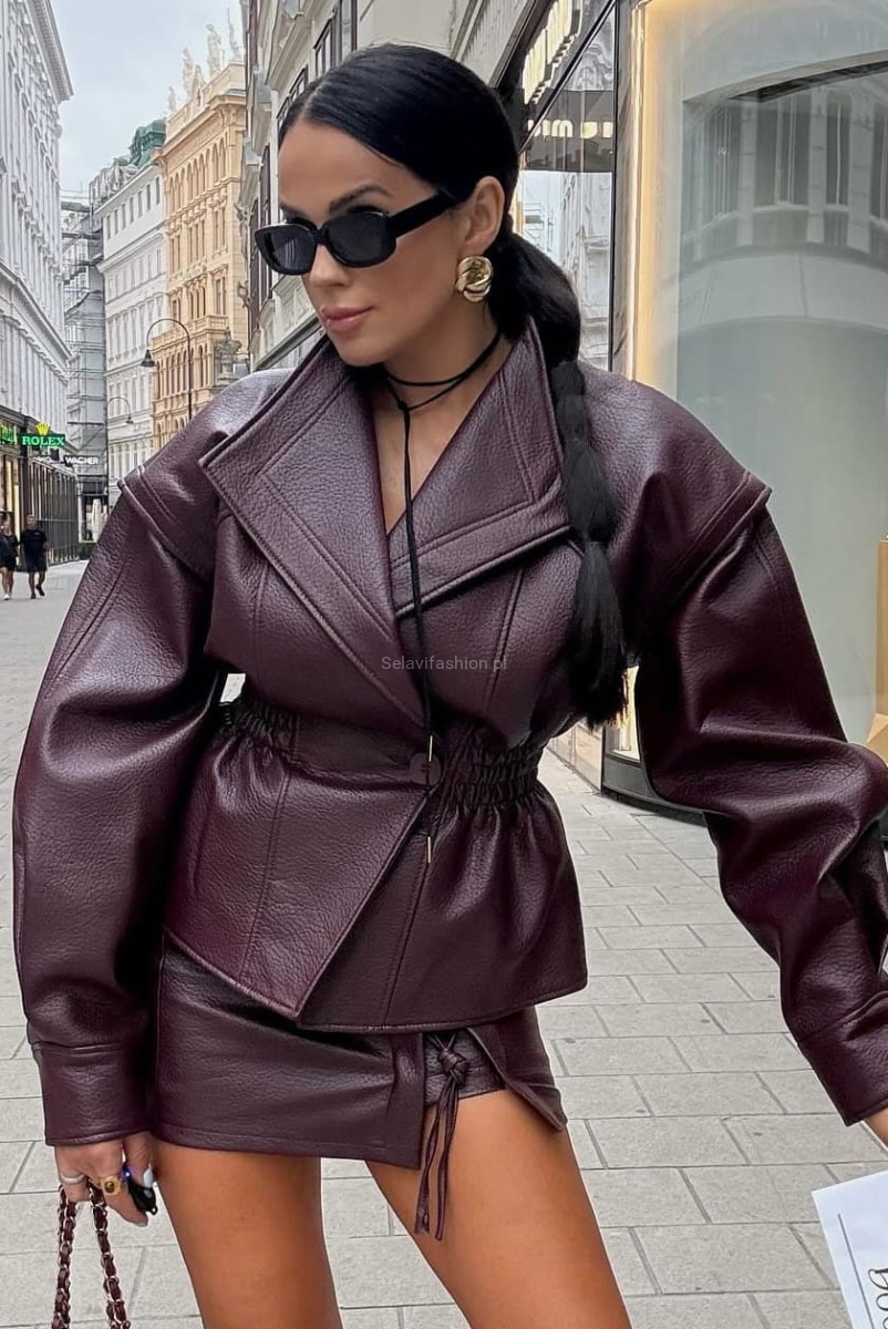 Must have od La Milla spódniczka z ozdobnym sznurowaniem, uszyta z sko skóry.