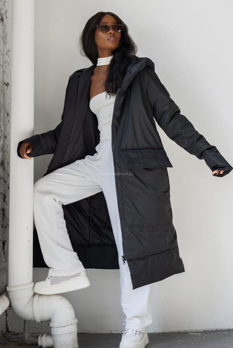 Ocieplana kurtka płaszcz z dużymi kieszeniami LaDonna czarny