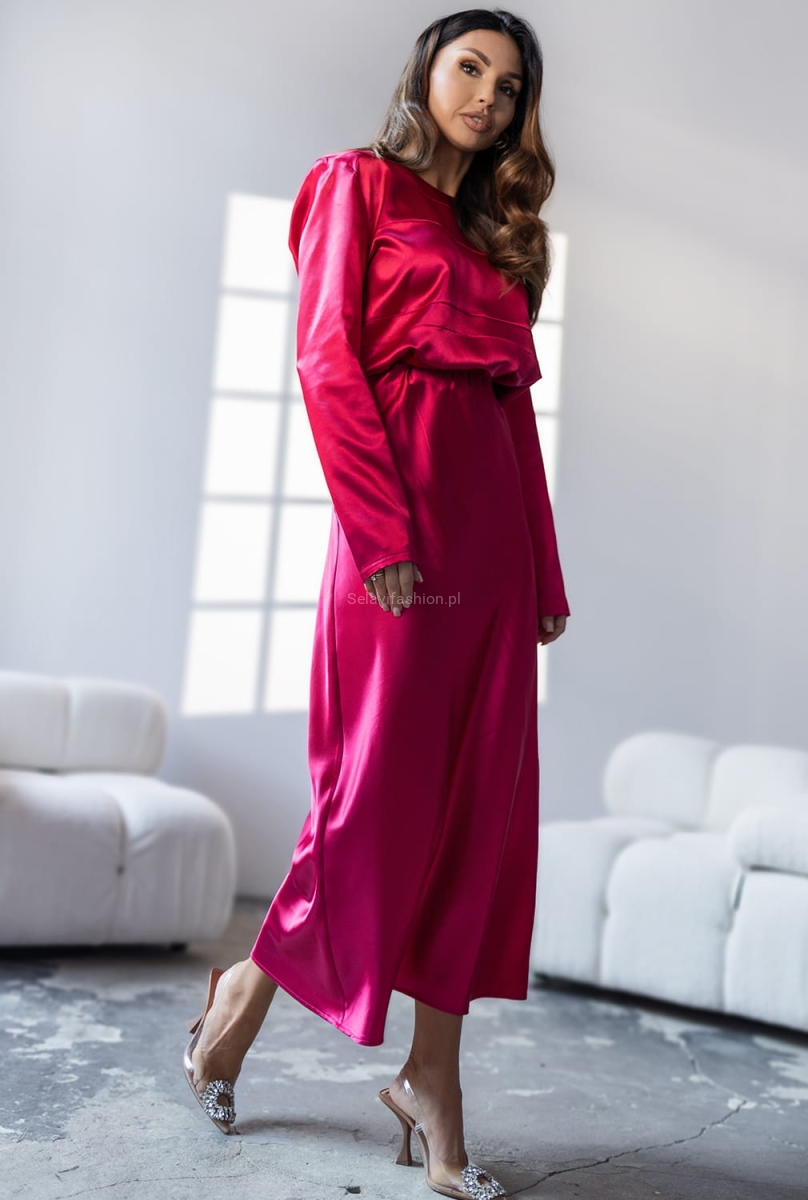 Elegancki satynowy komplet Silks bluzka i spódnica Miss City Official w Selavifashion.pl