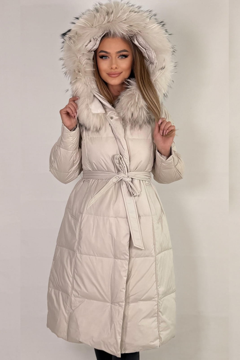 Długi płaszcz puchowy kurtka z kapturem i naturalnym futrem śmietankowy