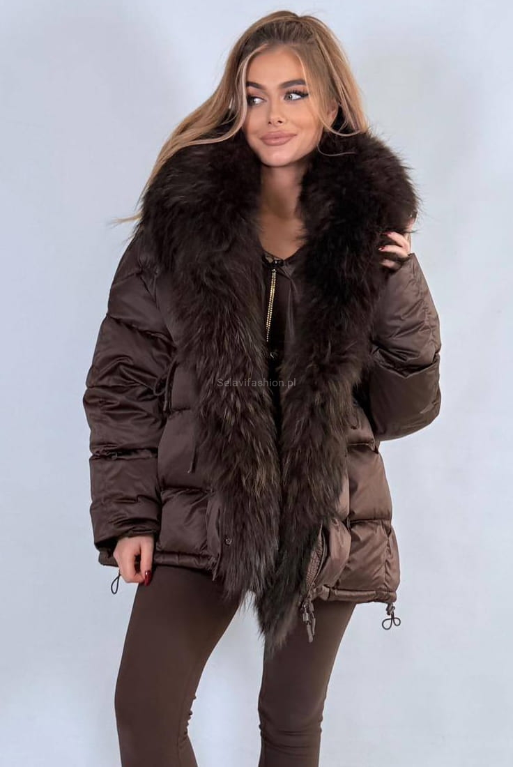 Kurtka puchowa z kapturem i naturalnym futrem brązowa