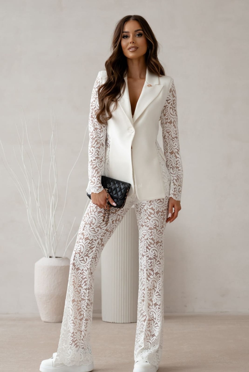 Damskie spodnie dzwony koronkowe Valentina Lavestino białe