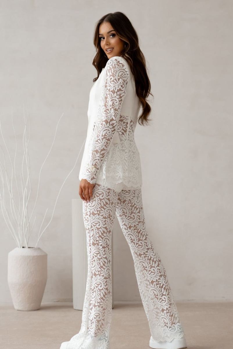 Damskie spodnie dzwony koronkowe Valentina Lavestino białe