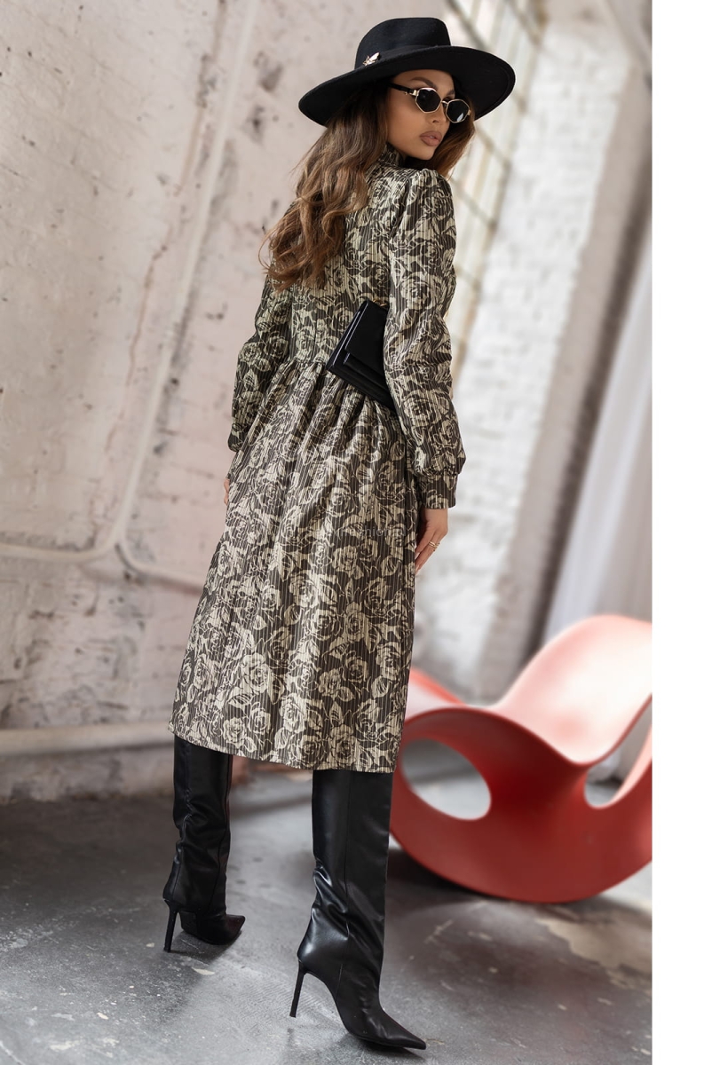 Sukienka jeansowa w kwiaty Miss City Official beżowa w Selavifashion.pl