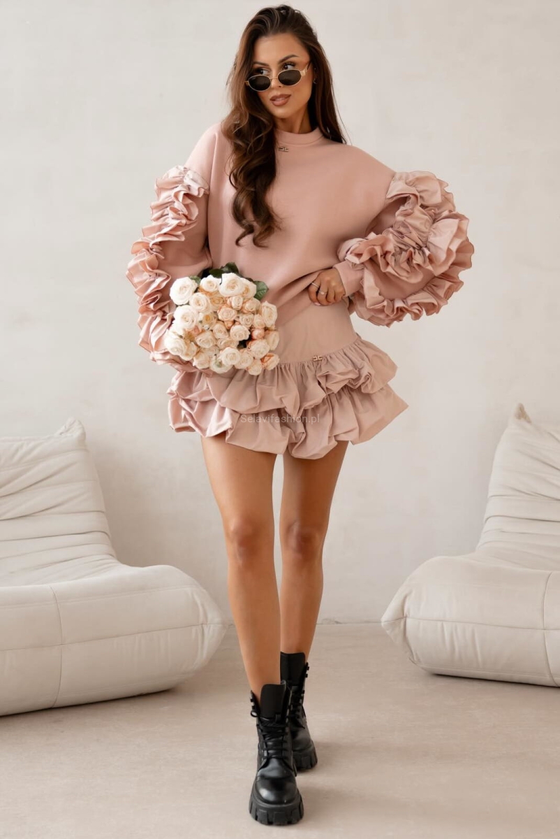 Spódniczko spodenki z falbankami Rina Lavestino różowe