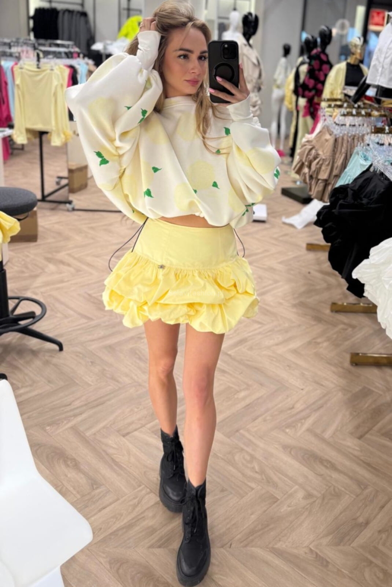 Spódniczko spodenki z falbankami Rina Lavestino żółta