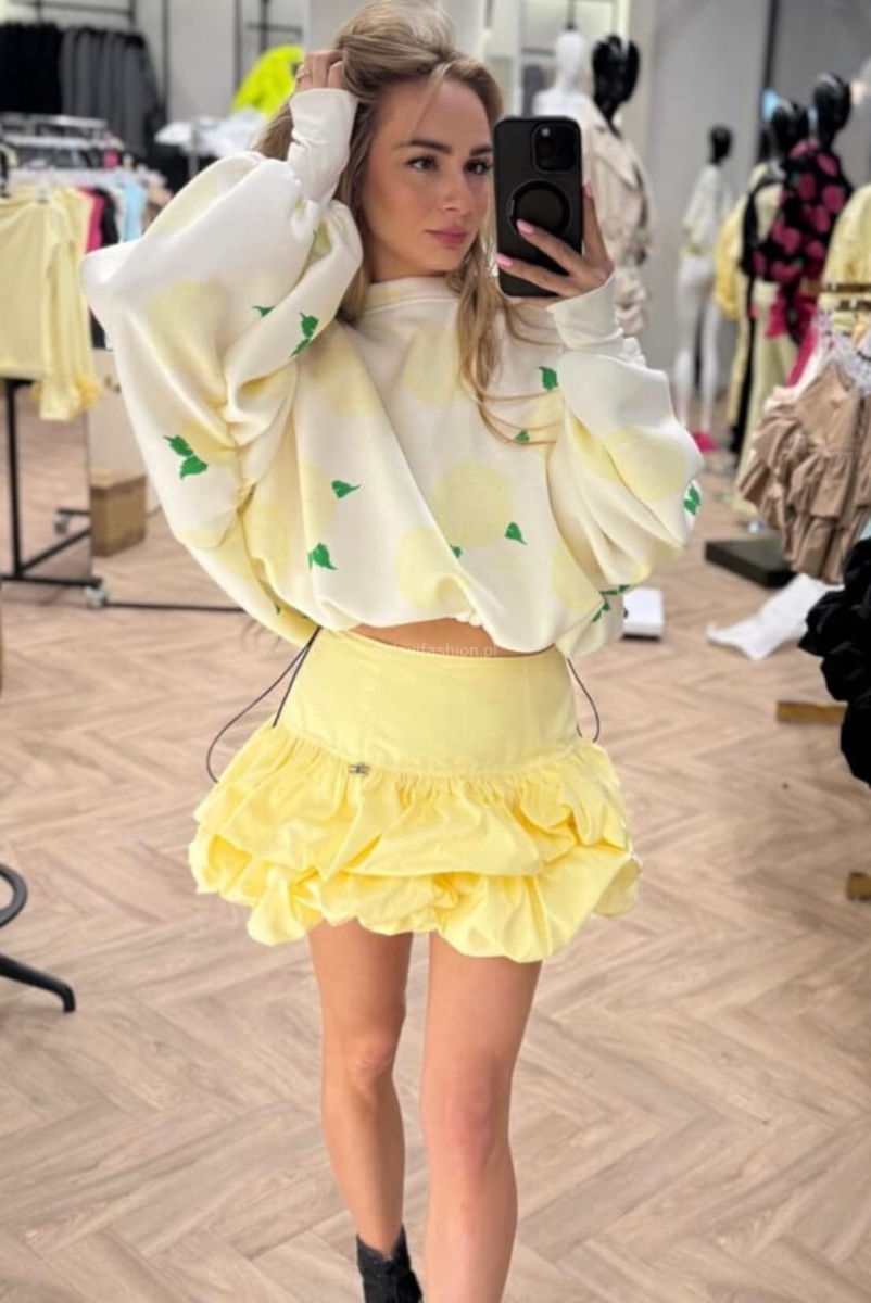 Spódniczko spodenki z falbankami Rina Lavestino żółta