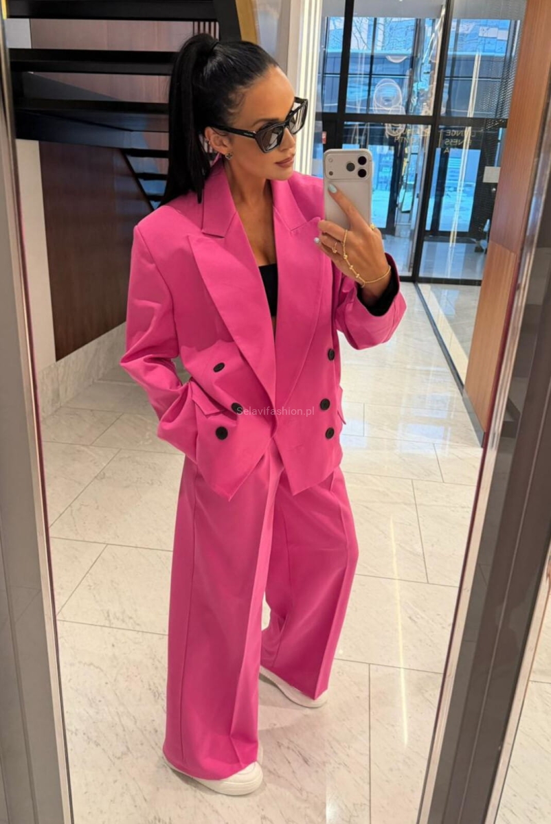 Szerokie spodnie z prostą nogawką w kant LaMilla fuksja