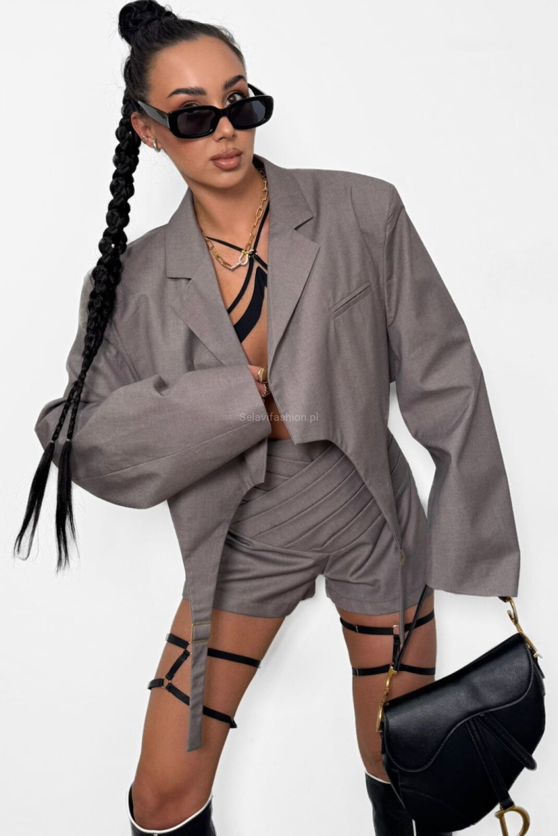 Spodenki z zakładkami w pasie La Milla mokka