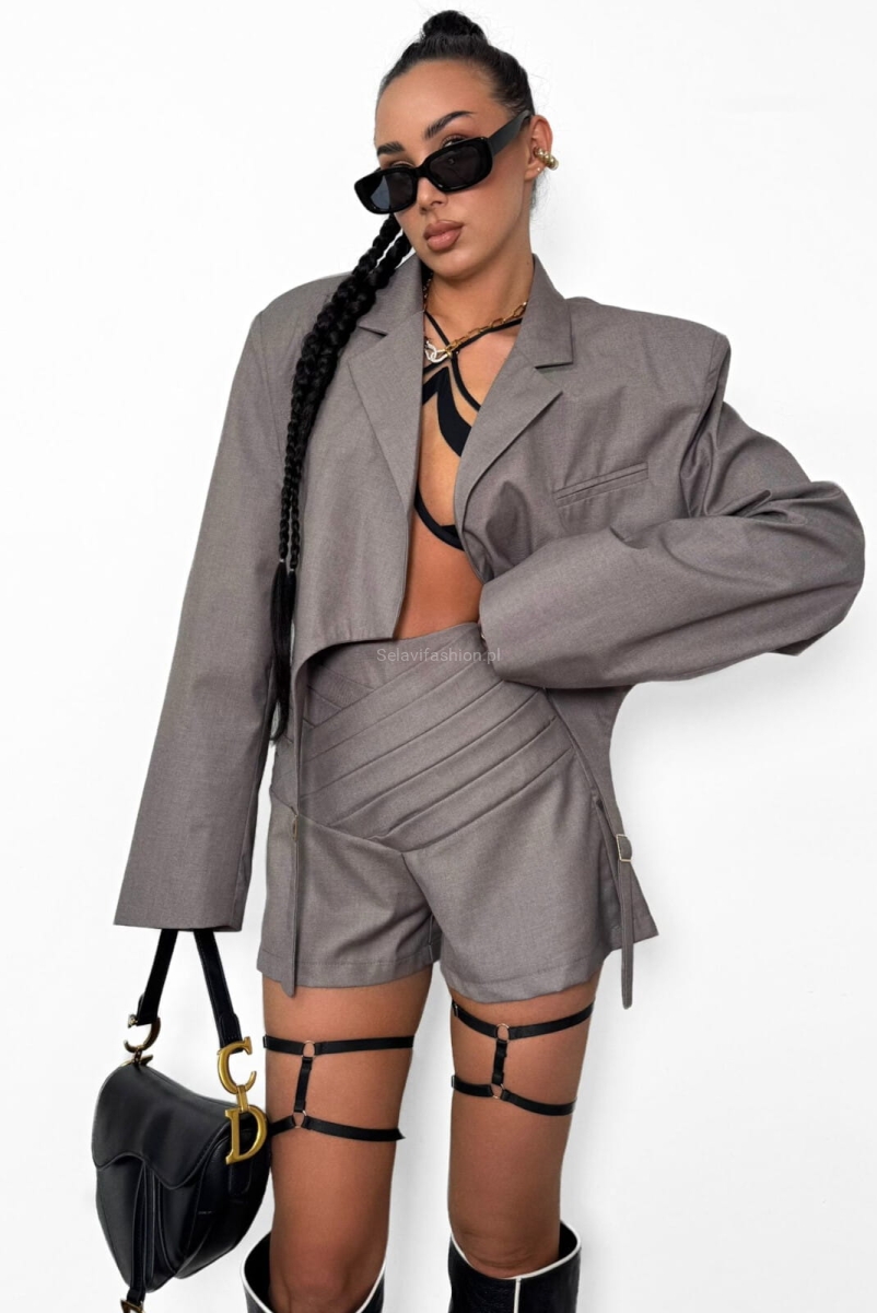 Spodenki z zakładkami w pasie La Milla mokka