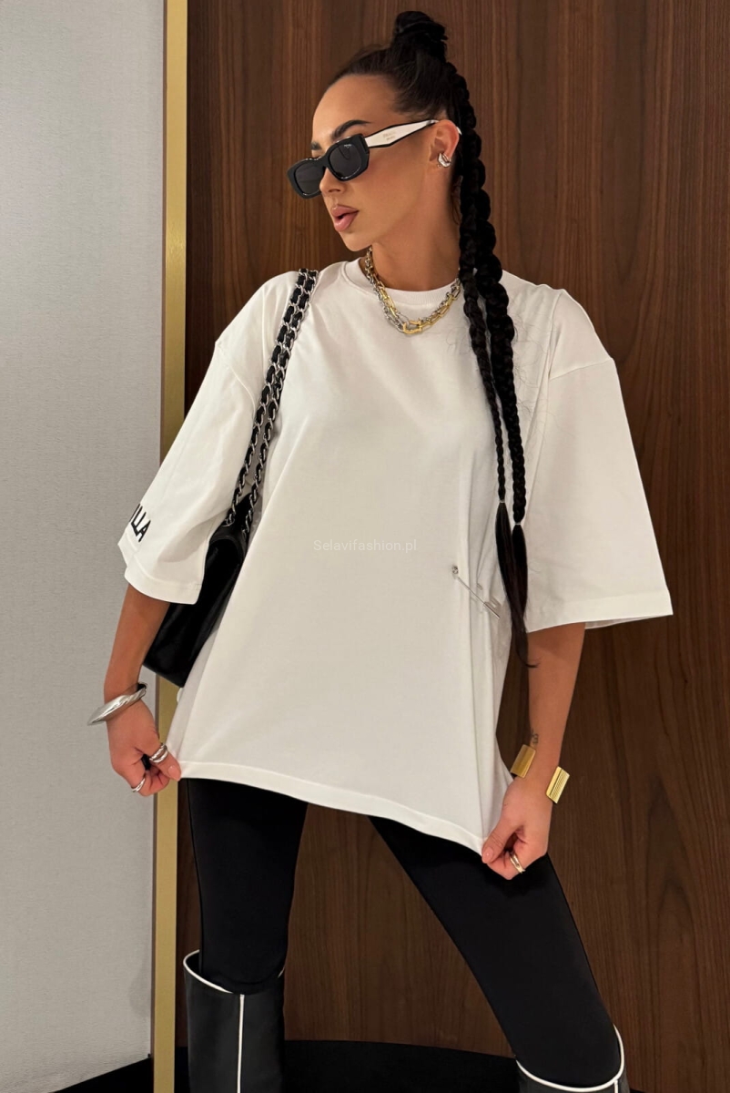 Oversizowy t-shirt bluzka z agrafką La Milla biała