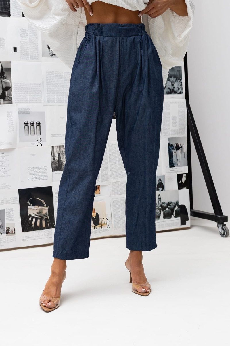 Spodnie z gumą w pasie New Rules Miss City Official granatowe