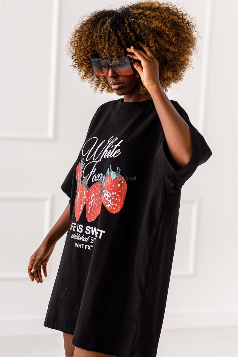 Długi t-shirt bluzka Truskawka Miss City czarna