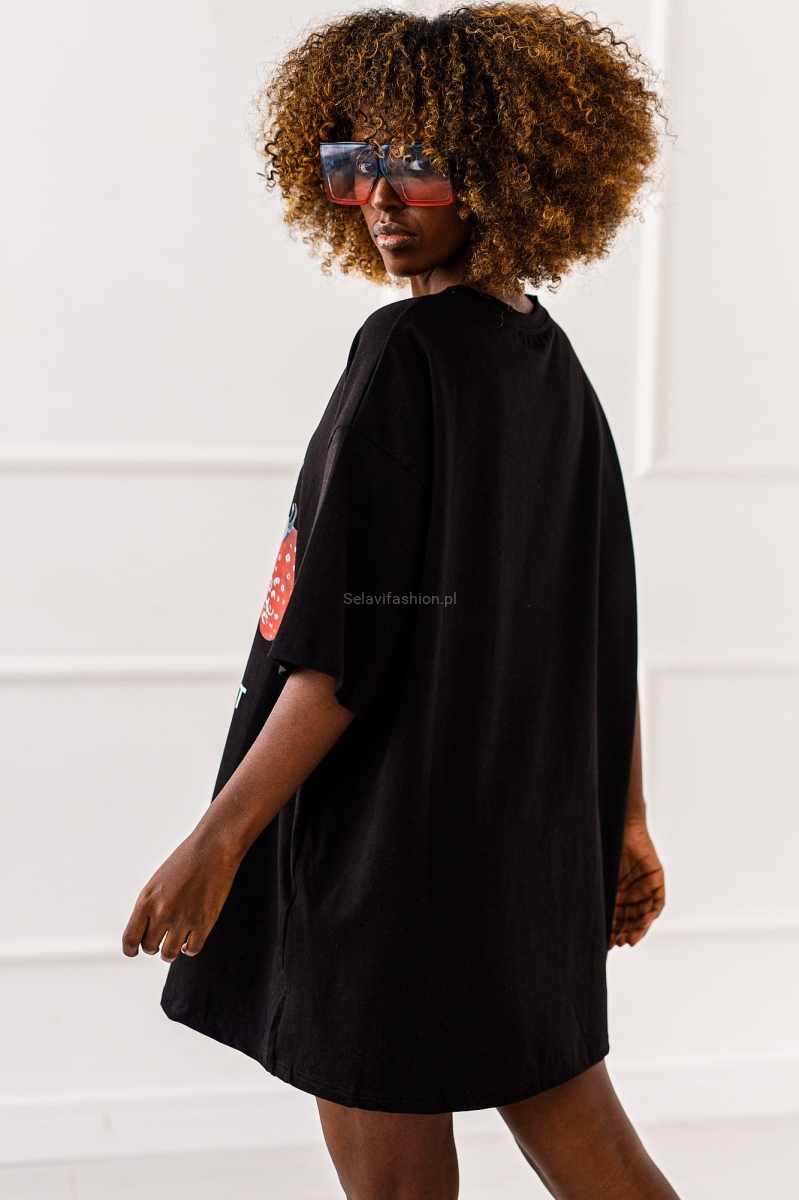 Długi t-shirt bluzka Truskawka Miss City czarna